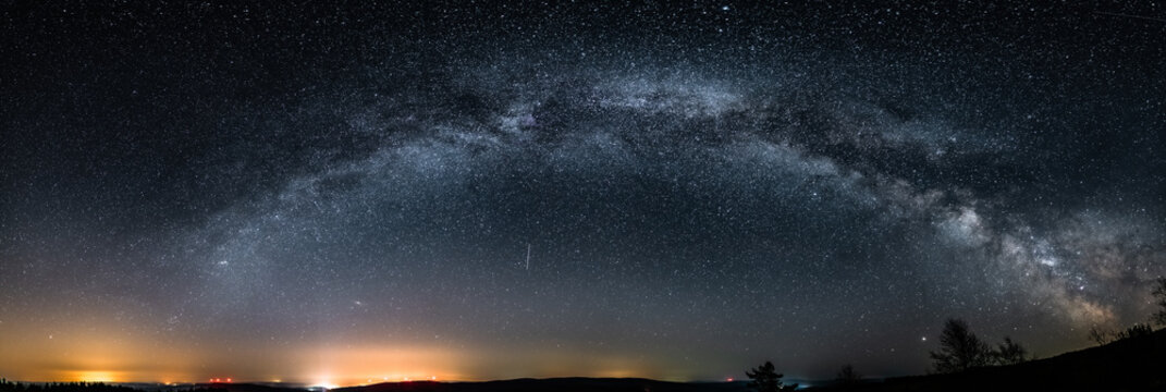 Droga Mleczna, Milky Way , Gwiazdy, Farma Wiatrowa nocą, noc, gwieździsta noc, n&oacute;w,