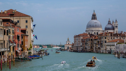 Fototapeta na wymiar Stadtansicht des historischen Venedig in Italien