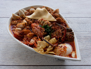 Thai Spicy Soup Mixed Dishes 