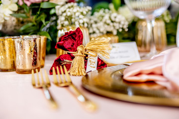 Décoration de table haut de game pour mariage de luxe