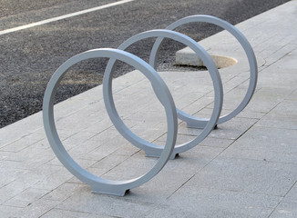 Bicycle parking without bicycle stay