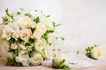 Obraz na płótnie Canvas Bridal wedding bouquet in white and beige colours. Tenderness fashion bouquet