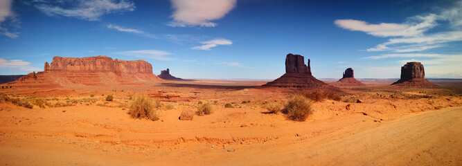 Panorama over Monument Valley (Navajo) on the Colorado Plateau, Utah/Arizona, USA