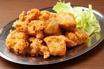 鳥の唐揚げ