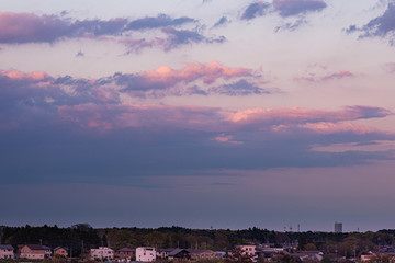 田舎の夕暮れどきの空