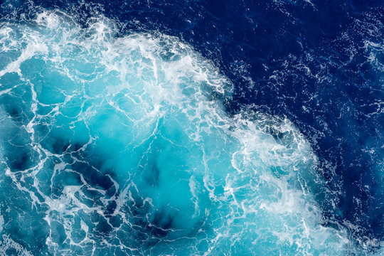 Spanien, Kanarische Inseln, Las Palmas de Gran Canaria, Kielwasser seitlich des Schiffs