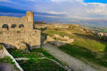 Fototapeta na wymiar Beautiful bird eye view on ruins of Rozafa Castle in Shkoder, Albania