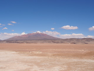 Fototapeta na wymiar Morning, mountains and clouds, Altiplano, Bolivia