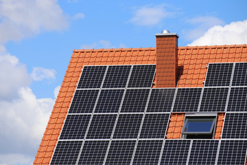 Einfamilienhaus mit Solaranlage bzw. Photovoltaikanlage