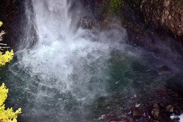 Spahats Falls , Rocky Mountains ,  Canada 