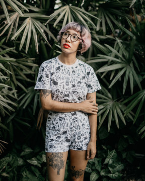 woman, young, beautiful, summer, beauty, portrait, nature, tropical, people, face, happy, person, smile, green, outdoor, fashion, model, palm, hair, smiling, outdoors, art, artist, coffee shop, coffee