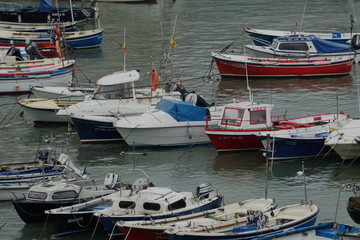 barcos de pesca puerto