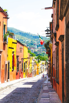 Calle tradicional mexicana en San Miguel de Allende © Michelle