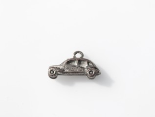 Pendant charm for necklace or bracelet costume jewelry fashion accessory