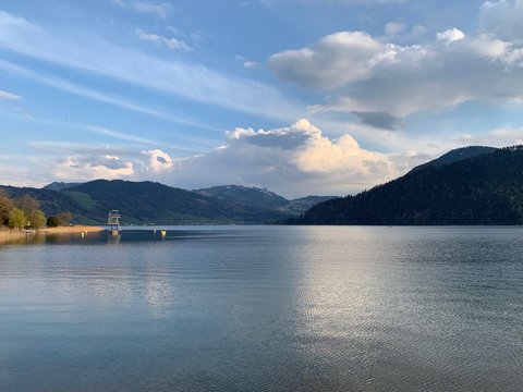 Landschaft mit Blick &uuml;ber den &Auml;gerisee, Schweizer See, Europea