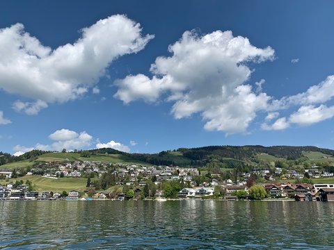 &Auml;gerisee - Blick &uuml;ber den See nach Ober&auml;geri - Schweiz / Europa