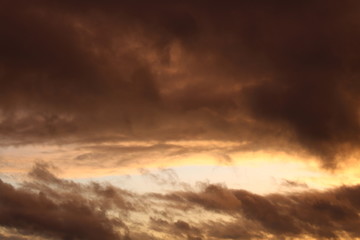 Obraz premium Clouded Sunset