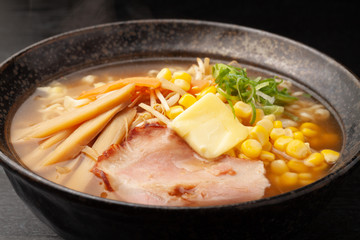 味噌バターコーンラーメン