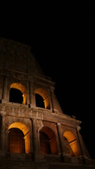 Fototapeta premium Coliseum by night