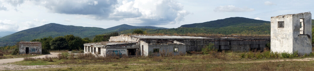 Fototapeta na wymiar Ruins of farm