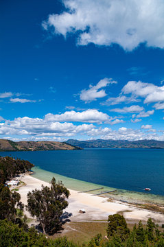 Landscape of the Tota Lagoon Beach