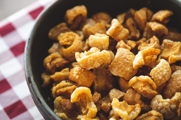 Brazilian pork scratching ( Torresmo )