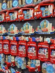 Souvenirs and gifts in London local gifts shop