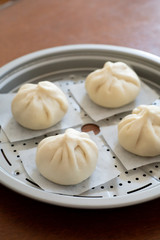 自宅で手作りした肉まん　成型してから蒸す前の肉まん