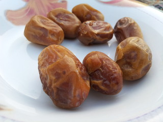 Arabian Dates / Kajoor with white background, original khajur / khajoor wseet and health benefit fruit