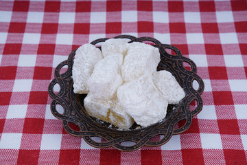 Turkish delight with lemon