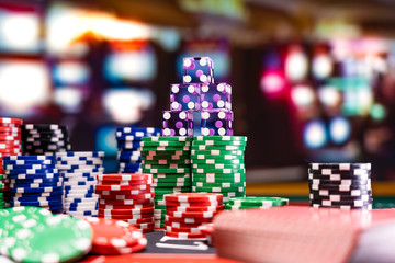 Naklejka premium Casino set with Roulette, cards, dice and chips