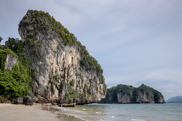 Obraz premium Tropical wild beach and Cliff in Hat Chao Mai National Park, Sikao, Trang, Thailand