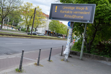 Unnötige Wege  Kontakte vermeisen #stay@home - Hinweis zum Verhalten im Rahmen der...