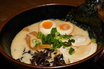 Asian noodle soup, with chicken