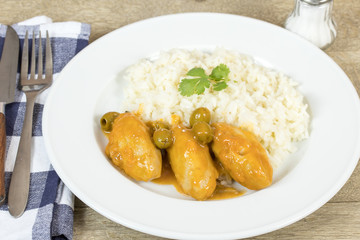 quenelles aux olives verte et riz blanc