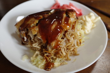 日本の美味しいお好み焼き