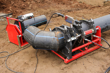 Installation for welding large diameter plastic pipes. Special construction equipment for...