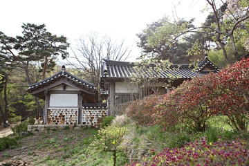 한국 인천시 강화군 전등사 사찰입니다