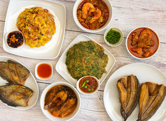 Thai Food Mixed Dishes Sets 