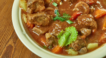 Railway lamb curry