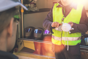 respirator for respiratory protection in the hands of the worker