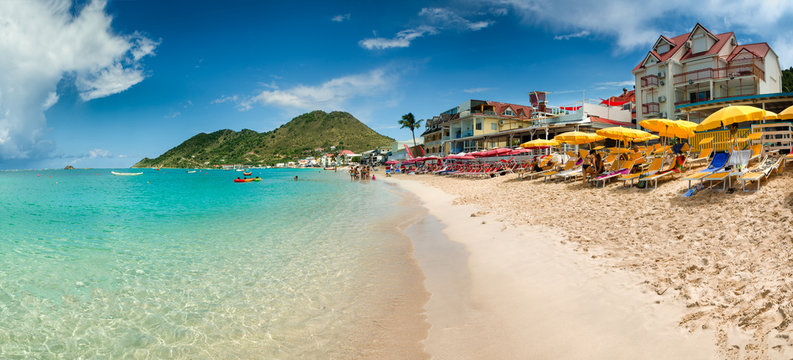 La plage de Grand Case &agrave; Saint-Martin