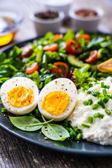 Breakfast - boiled egg, cottage cheese and vegetables
