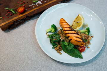 grilled salmon with quinoa and vegetables