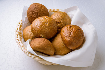 Bread basket, round bread rolls
