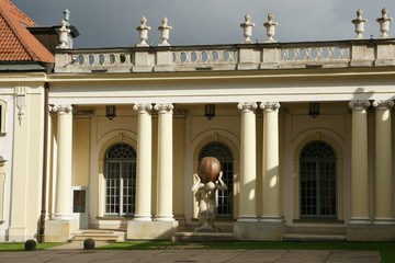 Fototapeta na wymiar Atlas. Pałac Branickich w Białymstoku