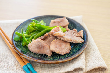 豚タンの塩焼き