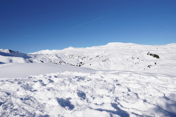 Fototapeta na wymiar Schneelandschaft in den Alpen