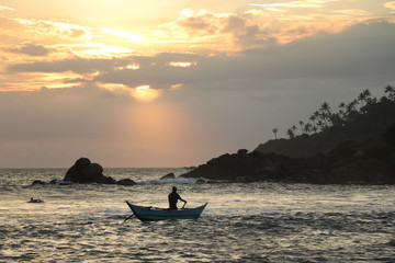 Pêcheur Coucher de soleil Mirissa Sri Lanka 
