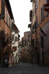 Fototapeta na wymiar Streets of Beautiful Siena